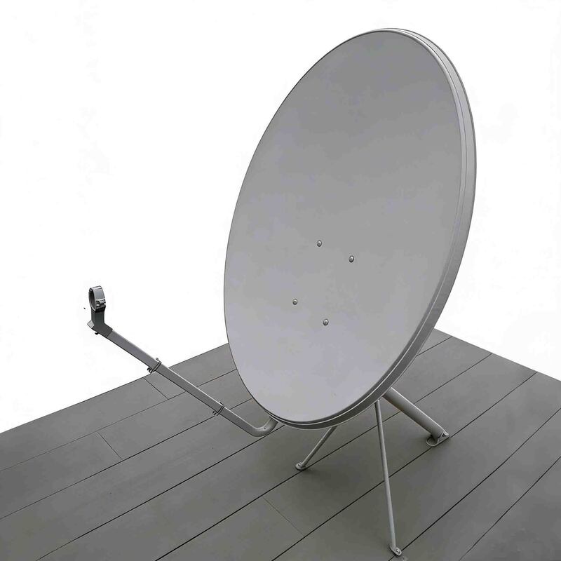 90cm Ku Band Antenna for Satellite Communication with 10.7~12.75 GHz Frequency Range, Galvanized Steel Construction, and ≥40.32dBi Gain
